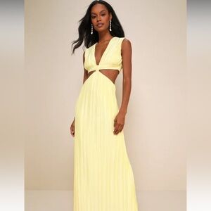 NWT Lulus Glamorous Mentality Yellow Plisse Cutout Maxi Dress